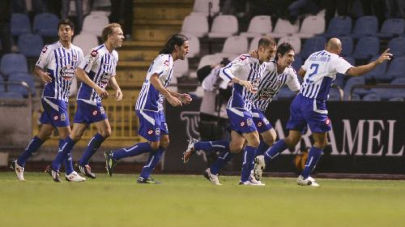 "Deportivo" futbolisti var priecāties - beidzot izcīnīta pirmā uzvara
Foto: AFP/ Scanpix