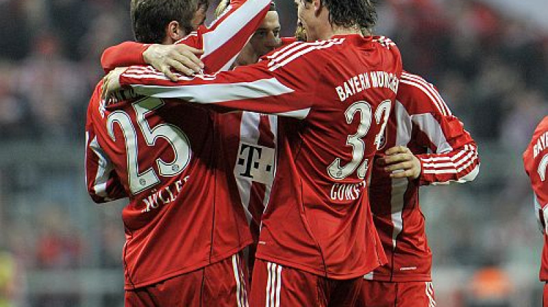 Minhenes "Bayern" spēlētāji
Foto: AP/Scanpix