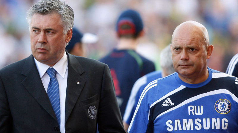 Rejs Vilkinss (pa labi) vairs nedos padomus Karlo Ančeloti 
Foto: AP/Scanpix