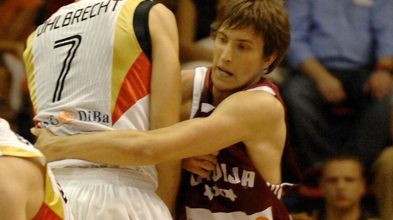 Ernests Kalve
Foto: Romāns Kokšarovs, Sporta Avīze, f64