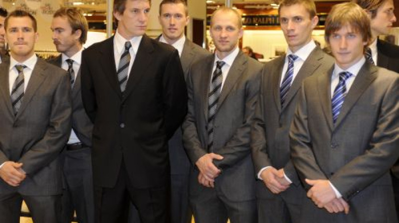 Menedžeris Sējējs ir parliecināts, ka savācis labākos spēlētājus, kādi mums ir Dinamo bijuši...
Foto: Romāns Kokšarovs, F64, SA+