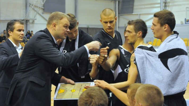 Uvis Helmanis un "Barons" 
Foto: Romualds Vambuts, Sportacentrs.com