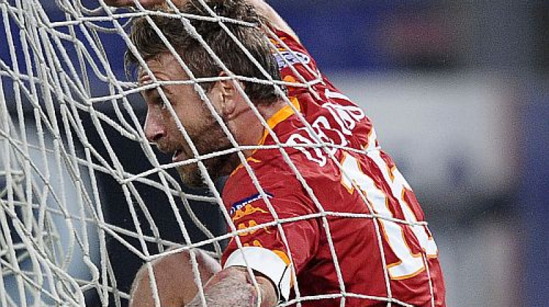 Daniele De Rosi izlīdzināja rezultātu
Foto: AFP/Scanpix