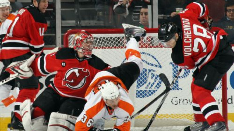 ''Flyers'' uzbruka vairāk, taču ieguva tikai vienu punktu
Foto: AFP/Scanpix