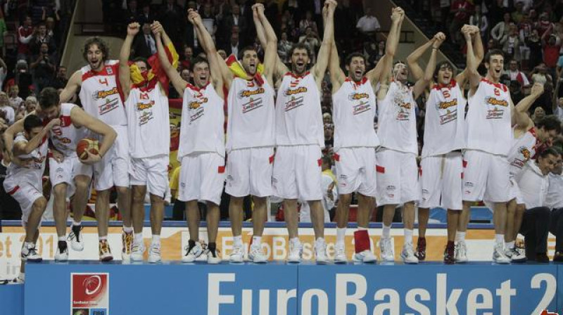 Spānijas basketbolisti 2006. gadā uzvarēja pasaules čempionātā Japānā, tikai trīs gadus vēlāk Polijā pirmo reizi izcīnot Eiropas meistaru titulu