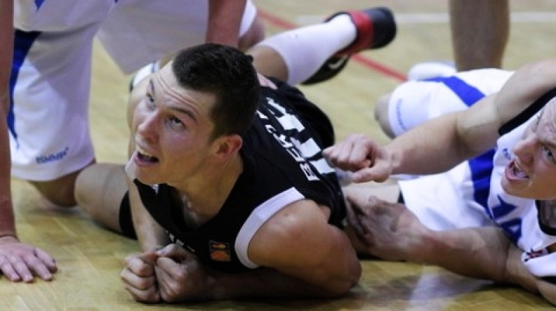 Dairis Bertāns cīnījās visos stāvos. 
Foto: sport.err.ee