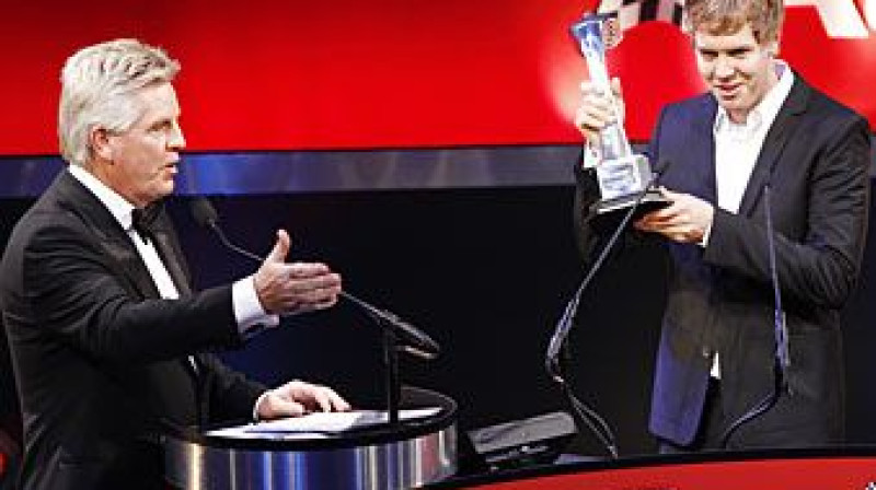 Sebastians Fetels saņem "Autosport Awards" balvu
Foto: www.autosport.com