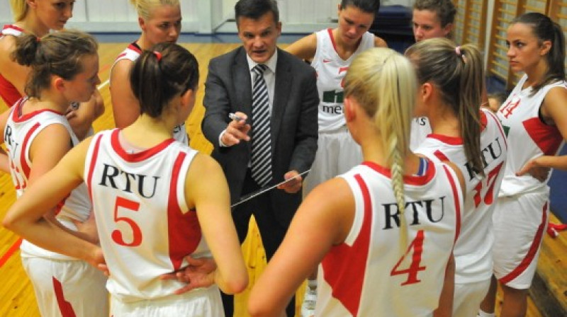 Aivars Vīnbergs ar "RTU Merks" startē LSBL, ar "RTU Merks 2" - JSBL
Foto: Romualds Vambuts, Sportacentrs.com