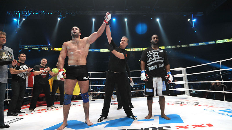 Gurams Gugenišvili (pa kreisi) uzvarā pār Keniju Gārneru
Foto: prommanow.com