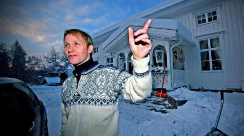 Peters Solbergs pie savām mājām
Foto: www.glomdalen.no
