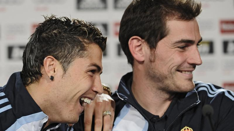 Krištianu Ronaldu un Ikers Kasiljass
Foto: AP/Scanpix