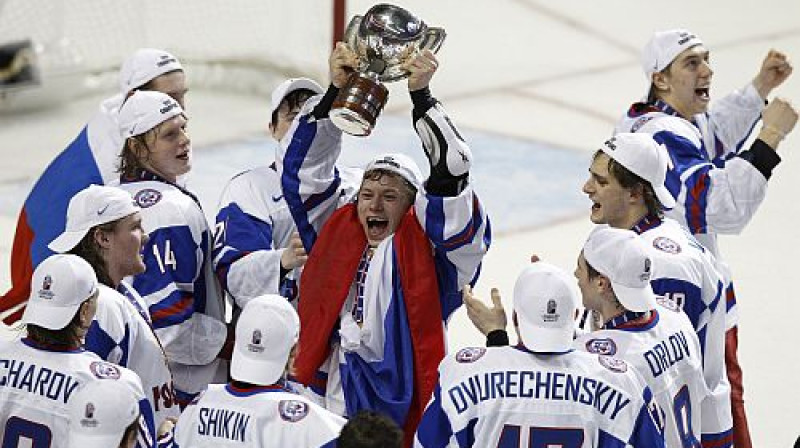 Krievijas U20 hokeja izlase - pasaules čempione
Foto: Reuters/Scanpix