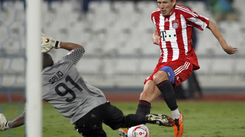Arjens Robens (no labās) darbībā
Foto: AP/Scanpix Sweden