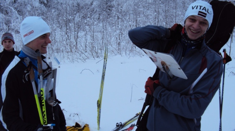 Andris Kivlenieks (pa labi)
Foto: LOF preses dienests