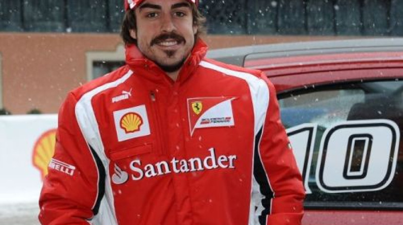 Fernando Alonso "Wrooom, F1 and MotoGP Press Ski Meeting" "Ducati" un "Ferrari" komandu pirmssezonas pasākumā
Foto: AFP/Scanpix