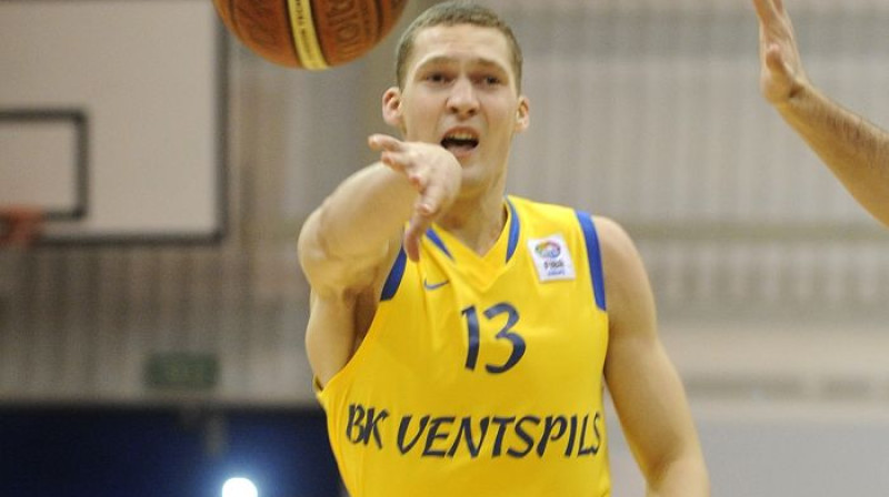 Jānis Strēlnieks
Foto: Romāns Kokšarovs, Sporta Avīze