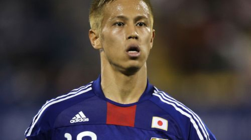 Keisuke Honda šovakar realizēja pēcspēles 11 metru sitienu
Foto: AFP/Scanpix
