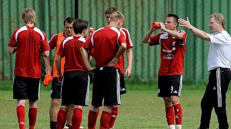 Latvijas izlase treniņā
Foto: Romāms Kokšarovs, Sporta Avīze, f64