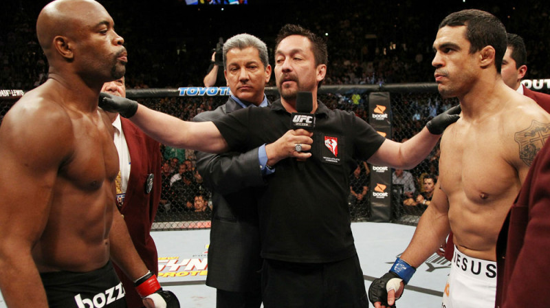 Andersons Silva (pa kreisi) pret Vitoru Belfortu
Foto: ufc.com