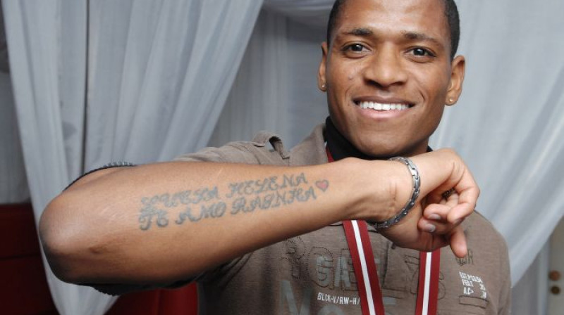 Žuniors
Foto: Romāns Kokšarovs, Sporta Avīze, f64