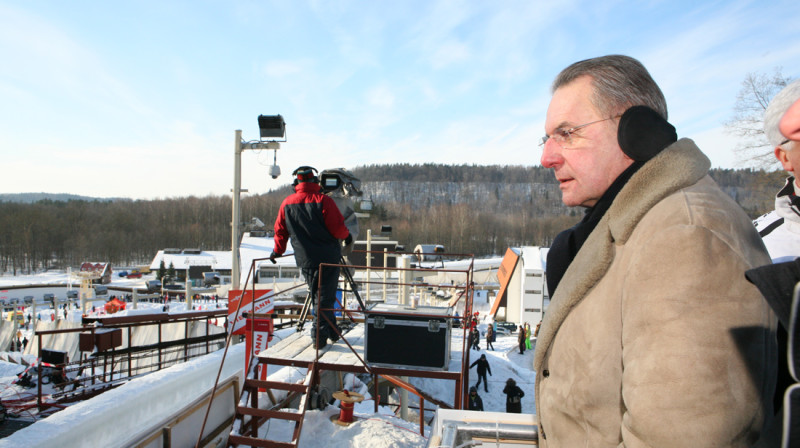 Žaks Roge, viesojoties Siguldas kamaniņu trasē 
Foto: LOK/Jānis Markvarts
