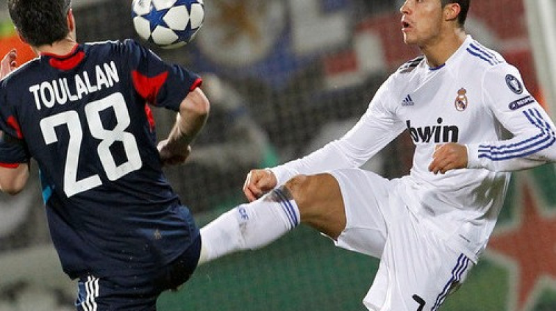 Tulalans pret Ronaldu
Foto: AP/Scanpix