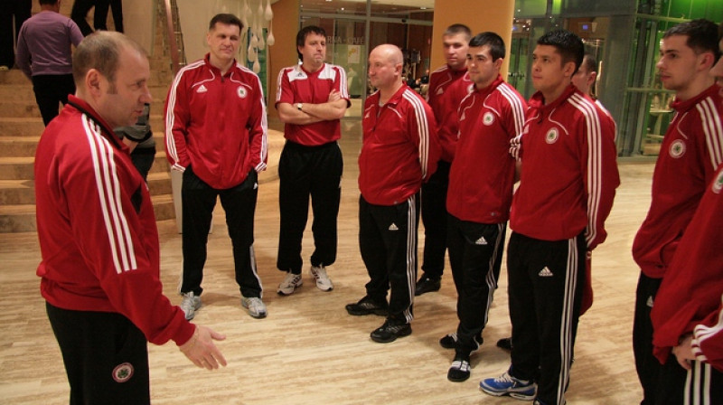 Latvijas futzāla komanda Slovēnijā
Foto: LFF