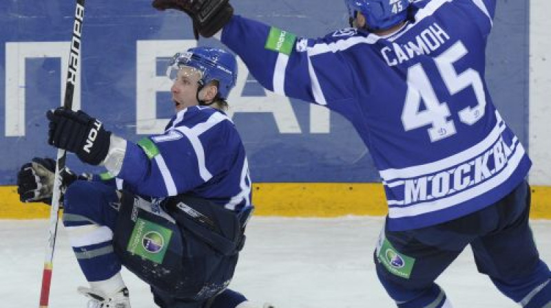 Leo Komarovs un Kriss Saimons
Foto: ITAR-TASS/Scanpix