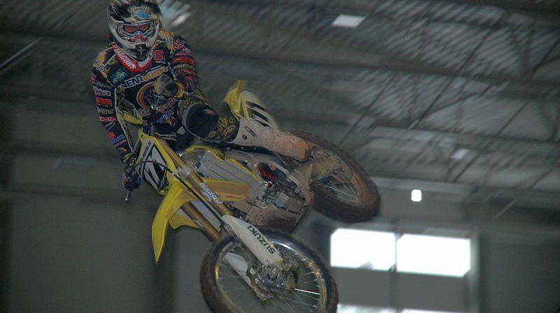 Toms Macuks treniņos Igaunijas slēgtajā Adrenalin arēnā
Foto: Rodeo