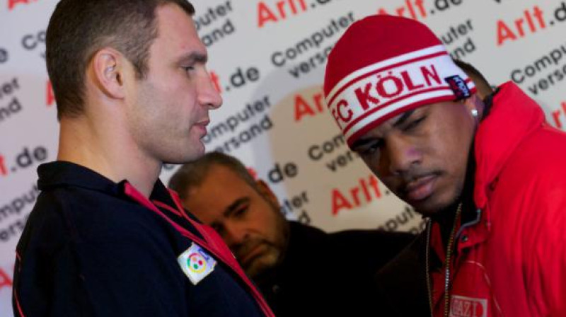 Vitālijs Kļičko un Odlaniers Soliss
Foto: Brāļu Kļičko preses dienests