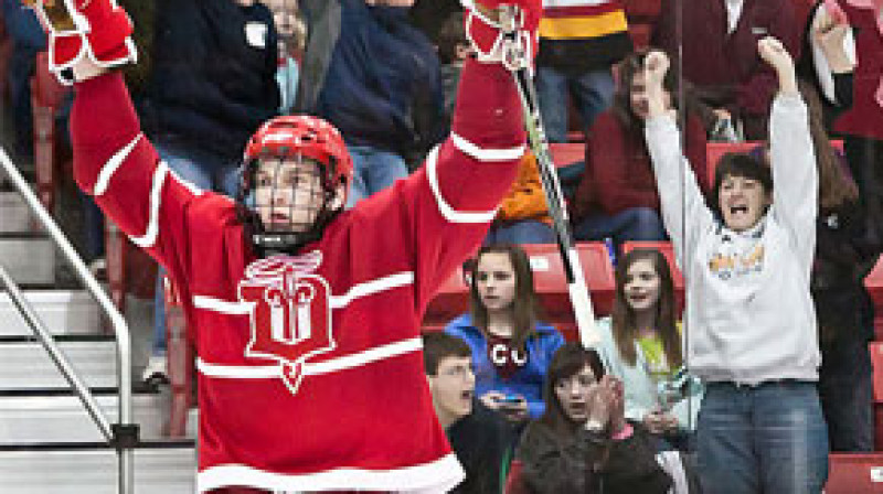Zemgus Girgensons
Foto: Dubuque Fighting Saints, flickr.com