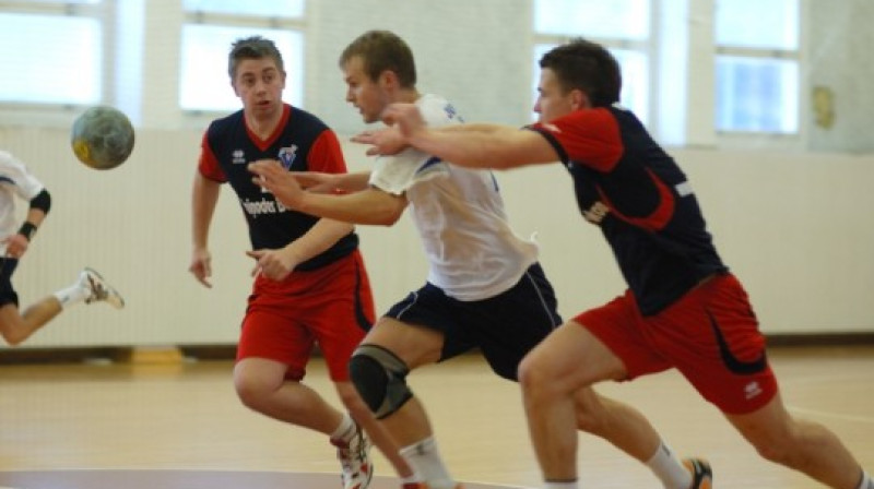 Vaiņodes un Jūrmalas komandas ir pāru favorītes
Foto: handball.lv