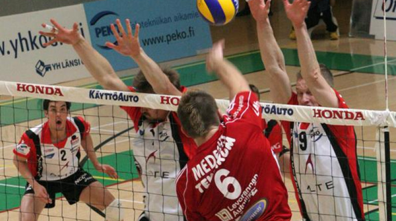 Uzbrukumā Ansis Medenis
Foto: mestaruusliiga.fi