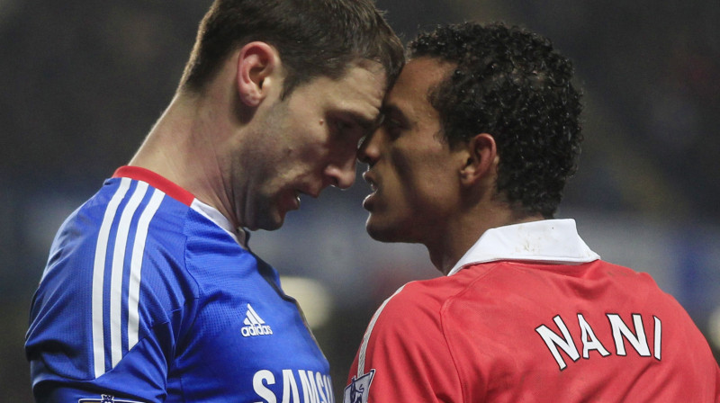 "Chelsea" pret "Manchester United" acīmredzot būs viens no saistošākajiem dueļiem šosezon UEFA Čempionu līgā. Foto: AFP