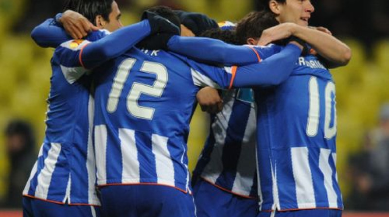 "Porto" futbolisti atzīmē kārtējo vārtu guvumu
Foto: AFP/Scanpix