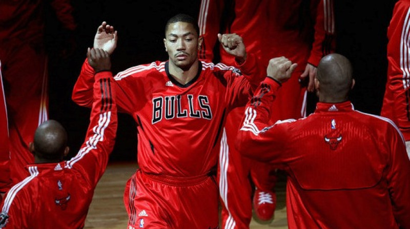 "Bulls" līderis Deriks Rouzs ticis pie vēl vienas atzinības par aizvadīto sezonu 
Foto: AFP/Scanpix