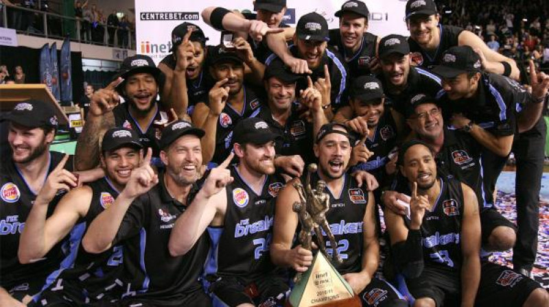 Andrejs Lēmanis un "New Zealand Breakers" līksmo par vēsturisko uzvaru
Foto: Jason Oxenham, www.stuff.co.nz