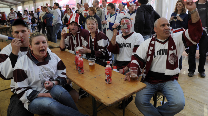 Līdzjutēji Slovākijā
Foto: Romāns Kokšarovs, Sporta Avīze, f64