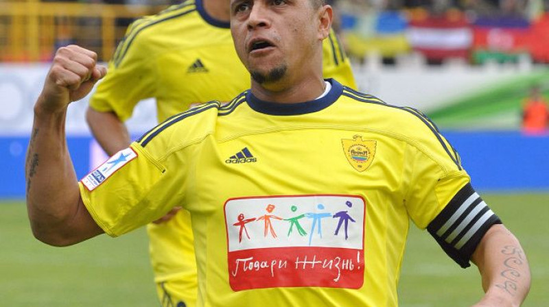 Roberto Karloss Krievijā jau iesitis divreiz
Foto: championat.ru