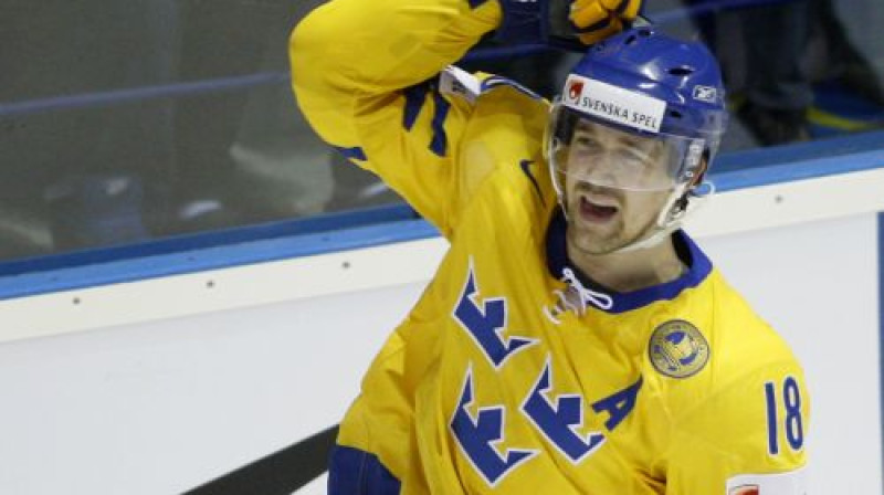 Patrikam Berglundam šovakar divi vārti
Foto: AP/Scanpix