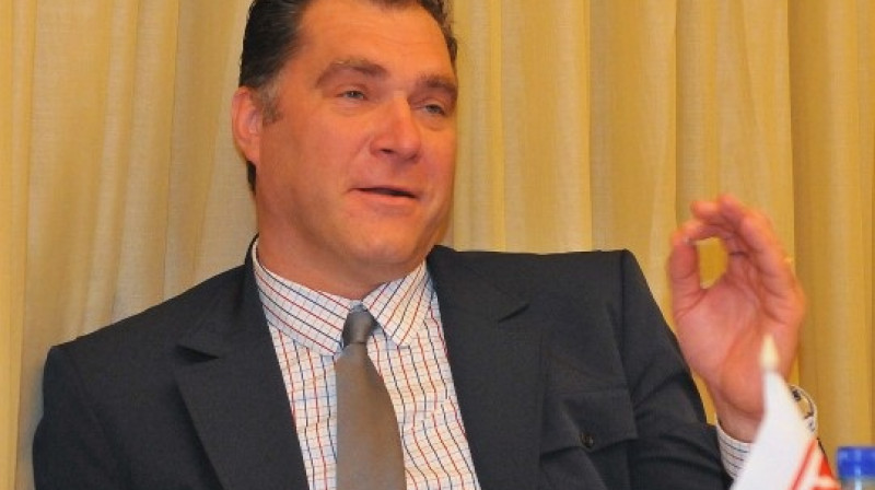 EuroBasket 2011 vēstnieks, seškārtējais Eiropas labākais basketbolists Arvīds Sabonis svētdien viesojās Rīgā
Foto: Romualds Vambuts, Sportacentrs.com