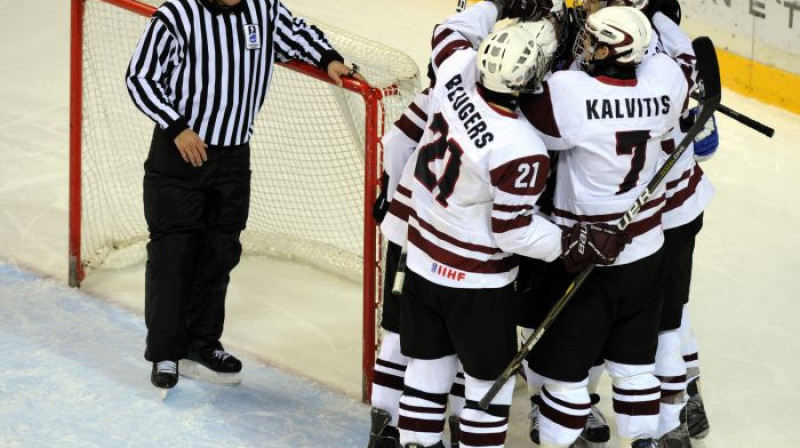 Latvijas U-18 izlase šogad nodrošināja vietu elitē
Foto: Romāns Kokšarovs, Sporta Avīze