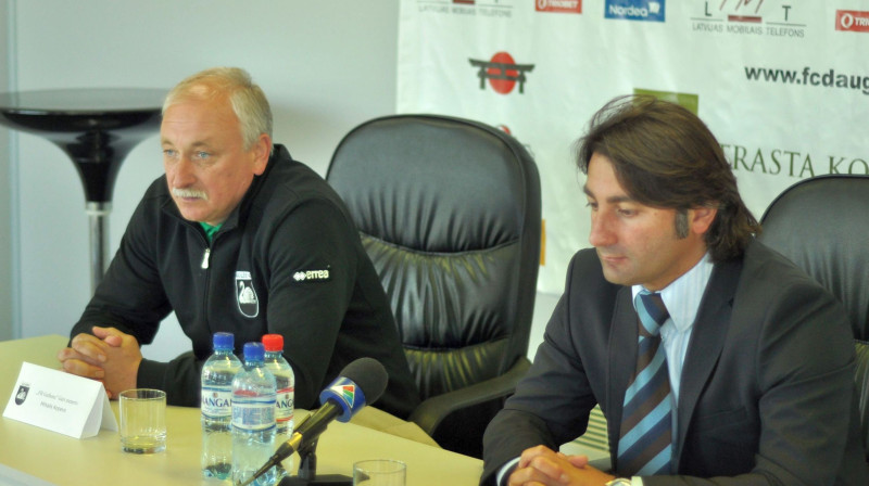Mihails Koņevs un Tamazs Pertija
Foto: Ivars Račko, Sportacentrs.com