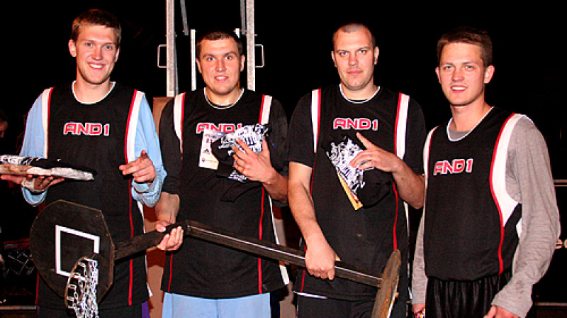 "Armet" - Andris Justovičs, Edgars Krūmiņš, Arvis Vālodze, Gatis Justovičs
Foto: Renārs Buivids