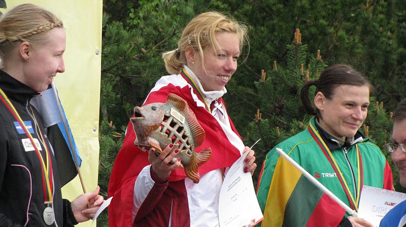 Aija Skrastiņa (attēlā pa vidu)
Foto: LOF