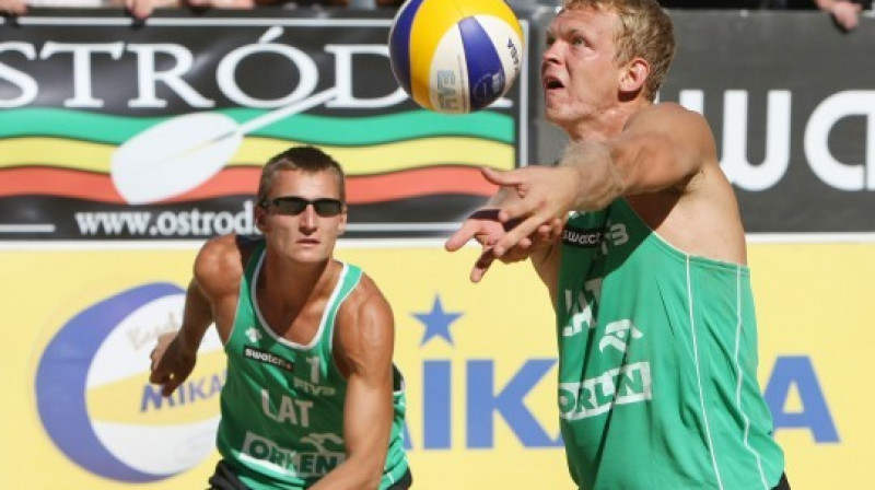 Mārtiņš Pļaviņš un Jānis Šmēdiņš
Foto: fivb.org