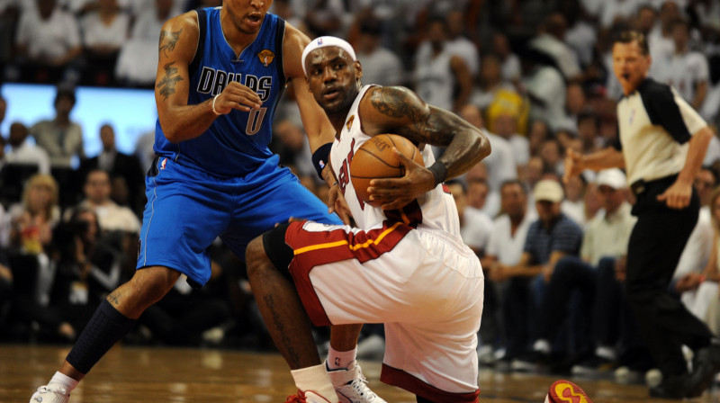 Šons Merions un Lebrons Džeimss 
Foto: AFP/Scanpix