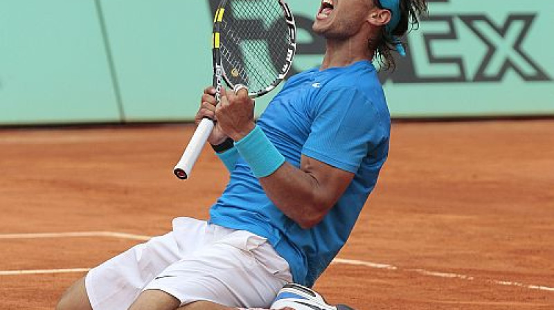Rafaelam Nadalam šī uzvara nozīmē ļoti daudz 
Foto: AFP/Scanpix