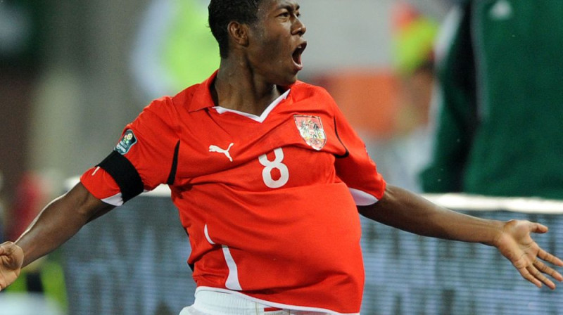 18 gadus vecais talants Dāvids Alaba, kuru pērn Minhenes "Bayern" klubs bija izīrējis "Hoffenheim", rītvakar mieru neliks Latvijas izlases aizsardzības labajai malai (Foto: AFP/Scanpix)