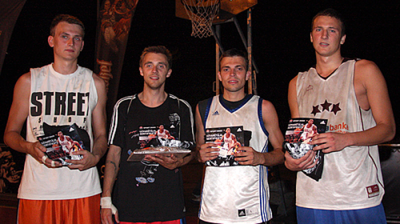 "Mazais" - Mārtiņš Motivāns, Oskars Rusmanis, Artūrs Kramiņš, Artūrs Dušelis
Foto: Renārs Buivids
